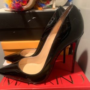 Christian Loubs Authentic